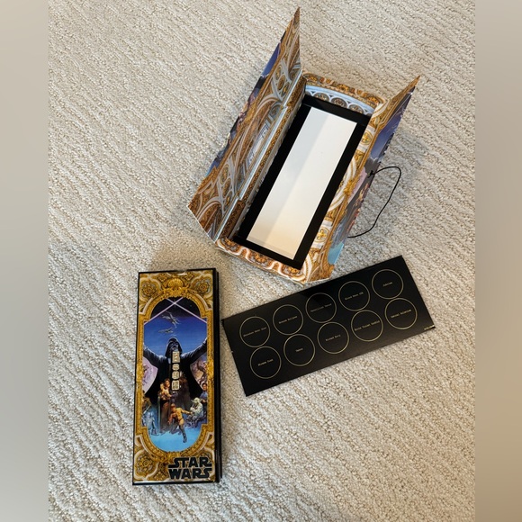 Pat McGrath Mothership VI: Midnight Sun Star Wars Eyeshadow Palette - Picture 4 of 11